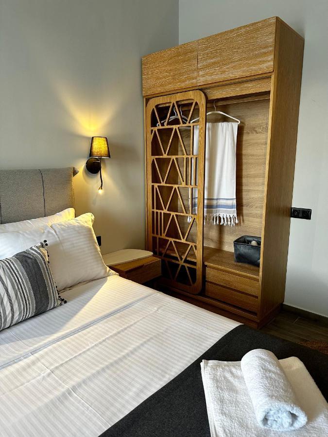 Thea Comfy Living Aparthotel Vrasná Exteriör bild