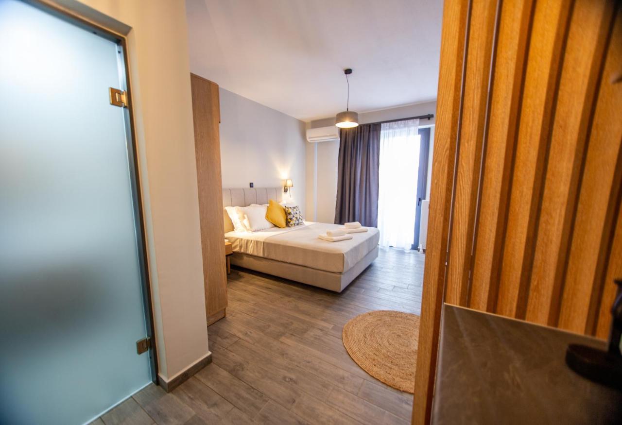 Thea Comfy Living Aparthotel Vrasná Exteriör bild
