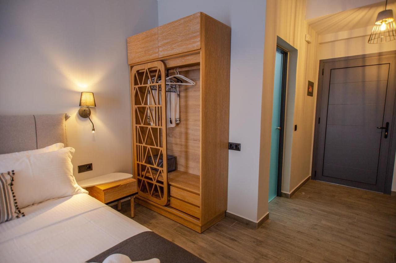 Thea Comfy Living Aparthotel Vrasná Exteriör bild